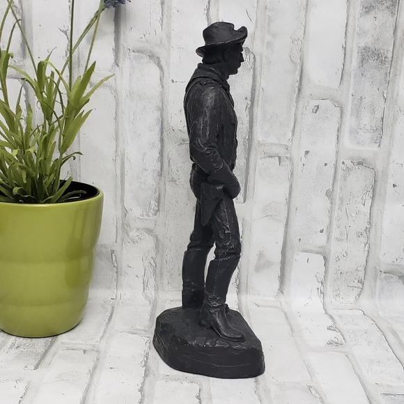 Michael Garman Western Décor of 1969 Cowboy W/ Pistol Holster Bronze Tone Statue - Picture 4 of 8